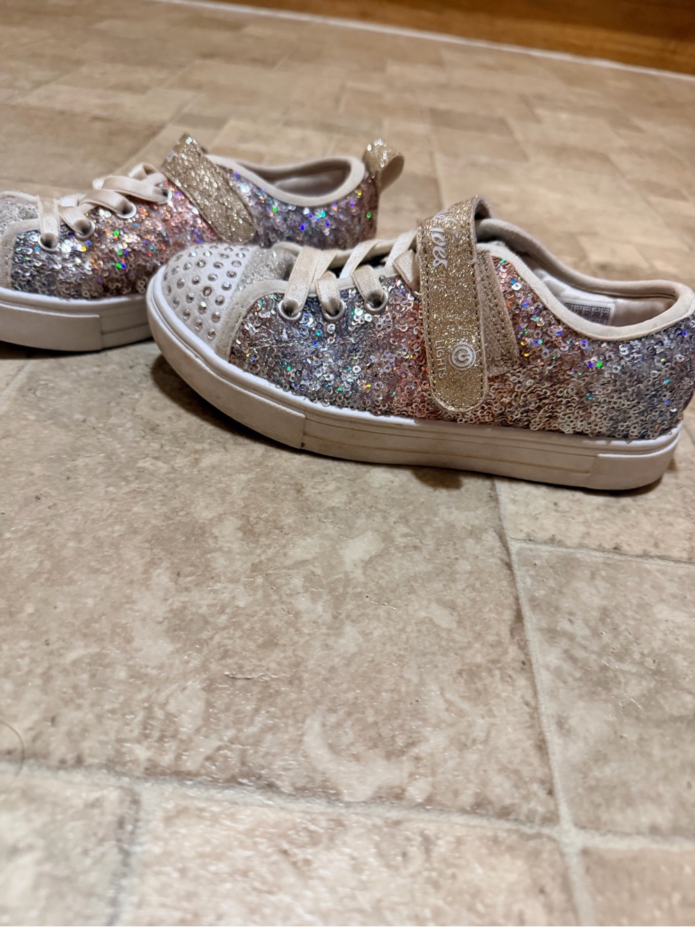 Twinkle Toes - Picture 2 of 6
